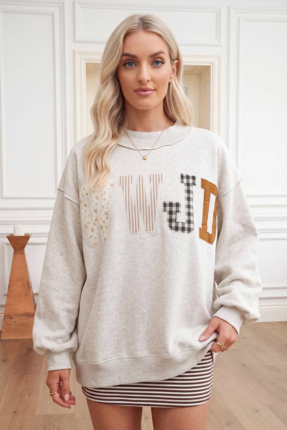66 Plus Size WWJD Embroidered Mock Neck Sweatshirt (S-4X): Gray / S